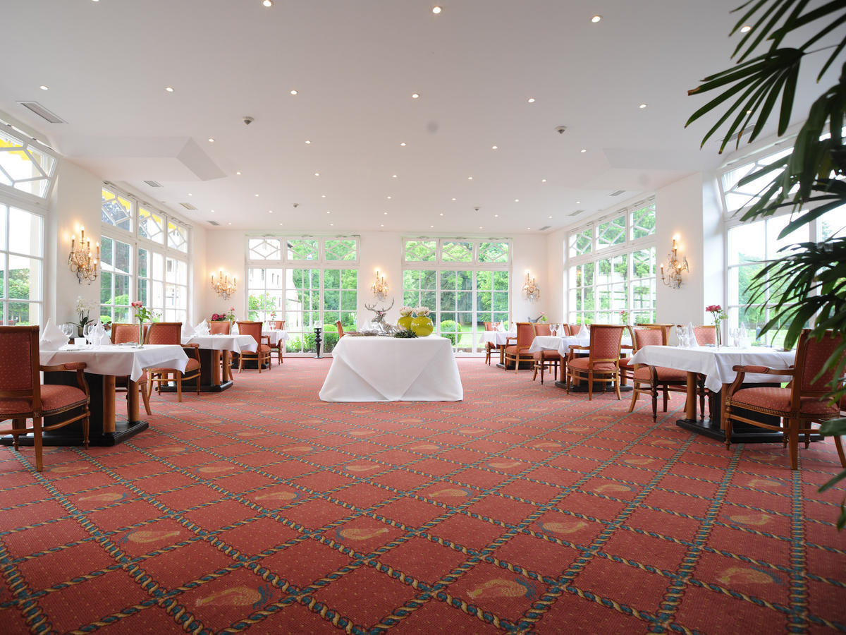 Schlosshotel Neckarbischofsheim Exterior foto